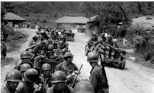 克林顿曝光：朝鲜战争时期，美国用了200万军队！