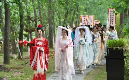 合肥：青年展示中华传统文化之美
