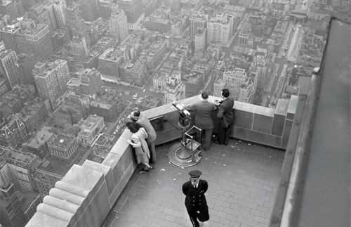 1947年美国女子从320米跳下，被称“最美的自杀”，登上报纸周刊