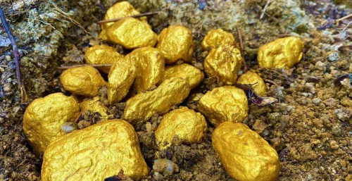 唐朝农夫挖到600斤黄金，县令收藏之后，竟全部变成土块
