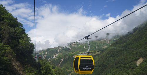 文旅新探|王岗坪：贡嘎雪山天然观景平台重新开放