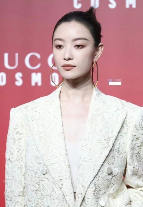 上海这一夜：鹿晗帅气、倪妮美丽、舒淇妩媚动人