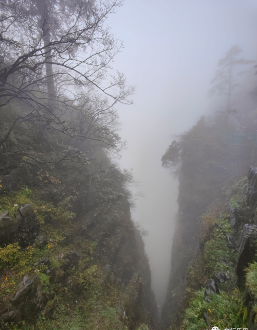 在路上—034X乐山峨嵋山