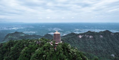 成都青城山爬山要多久(成都青城山要爬多久)