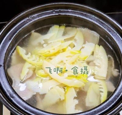 咸肉春笋豆腐煲(咸肉春笋煲的做法)