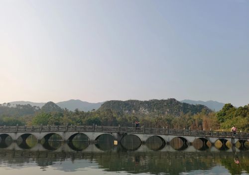 广东省肇庆七星岩旅游风景区(肇庆七星岩旅游攻略详解)