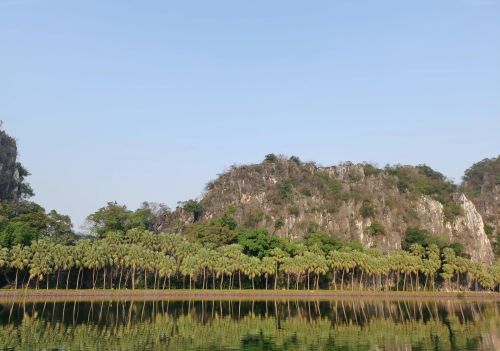 广东省肇庆七星岩旅游风景区(肇庆七星岩旅游攻略详解)