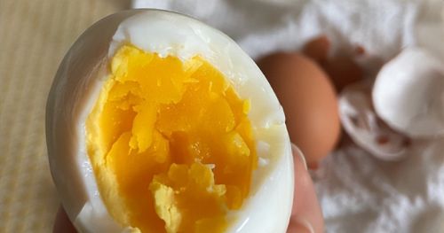 “胆固醇排行榜”已公布，鸡蛋黄排第5，第1名很多人喜欢吃！
