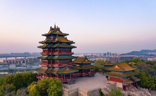 南京旅游必去的十大景点(南京必去的10个景点)