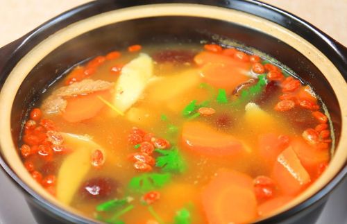 冬天家常汤的100种做法(天冷做什么汤)