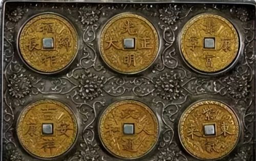 最漂亮的十二枚古钱币也是收藏价值最高的古钱币