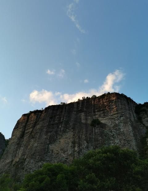 雁荡山旅游攻略(雁荡山风景区一日游攻略)