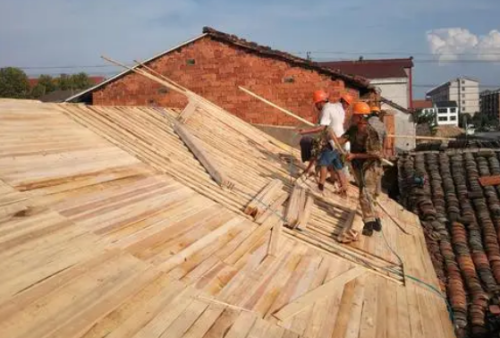农村盖房子，“坡屋顶”该怎么施工？准备回农村建房的注意啦