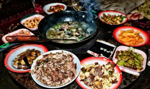 贵州的“四大怪菜”，当地人也未必有胆量吃，你吃过几种？