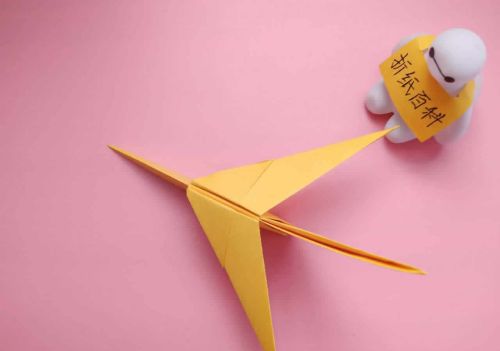 小孩最喜欢玩的飞机折纸，简单几步就做好，手工DIY折纸图解教程