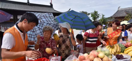 佛友问答：寺院的水果能拿走吗？