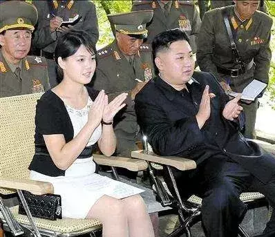 女人过了30、40岁，还是“胖”点好看，朝鲜第一夫人的状态绝了