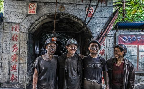 贵州安龙煤矿事故，农民工：再穷也不去煤矿工作，除非万不得已