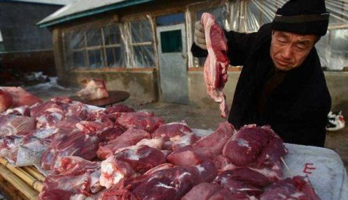 猪价下降，老百姓吃得起猪肉了，农村有句俗语，教你怎么买到好肉