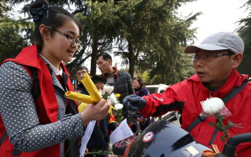 农村扫墓俗语：闺女去上坟，娘家必无人，指哪个时候不能上坟？