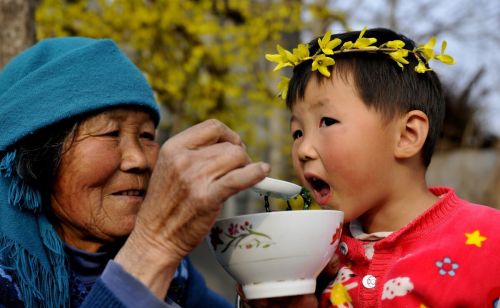 农村俗语：小孩要过三次生，老人过生有三寿，这是什么讲究？