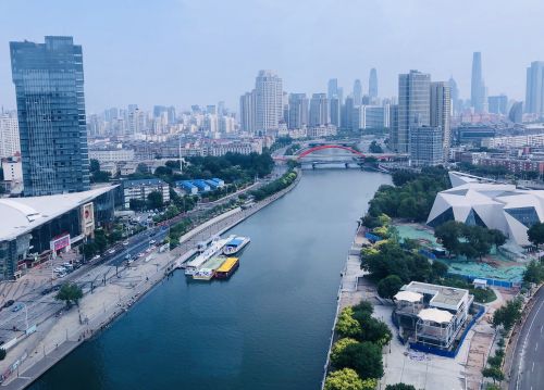 天津海河夜景，真的不比外滩和珠海夜景逊色，来看看就知道了