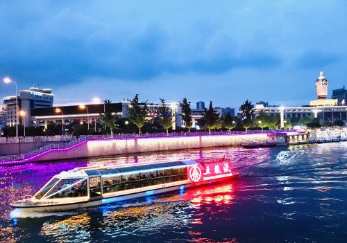 天津海河夜景，真的不比外滩和珠海夜景逊色，来看看就知道了