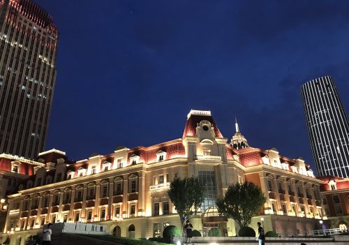 天津海河夜景，真的不比外滩和珠海夜景逊色，来看看就知道了