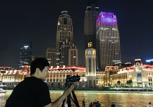 天津海河夜景，真的不比外滩和珠海夜景逊色，来看看就知道了