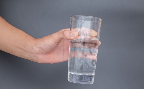 肾病患者怎样喝水才好？