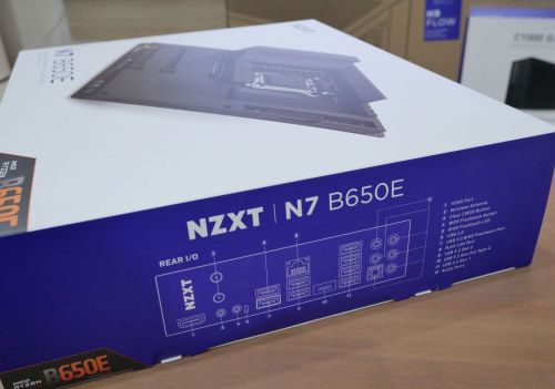 基于锐龙9 7900X 3D+RTX 4080打造客厅的游戏平台，这下舒爽了！