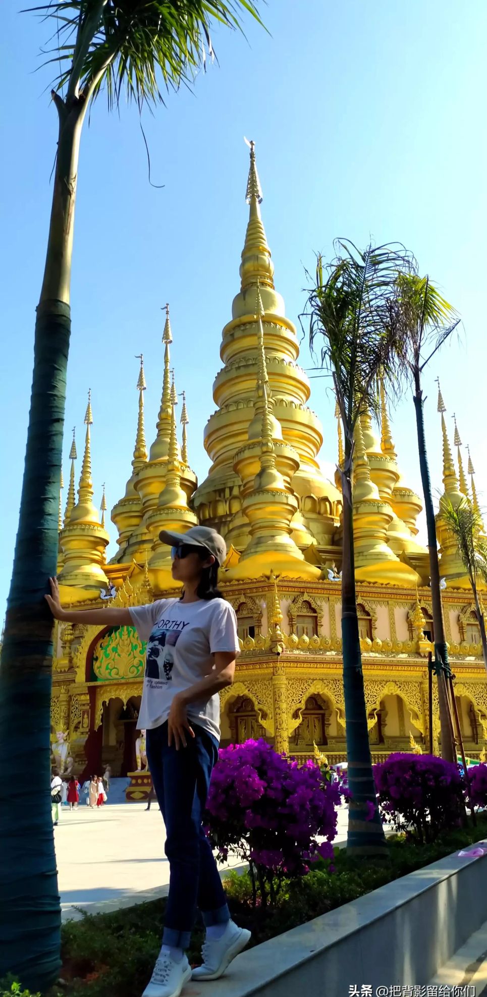 想去那种风景好，消费不是很高的南方旅居，哪个城市比较合适？