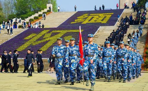 考上了国防科技大学，是不是就端上了铁饭碗？