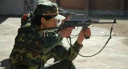 中国有几款冲锋枪？