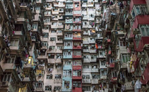 住劏房的香港老百姓，为何不愿意来内地生活？