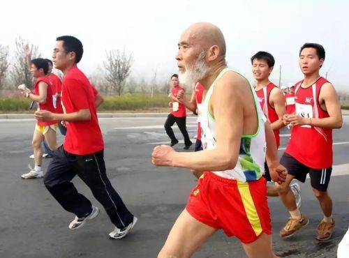 桂林马拉松赛事再现猝死，这起到了哪些警示作用？
