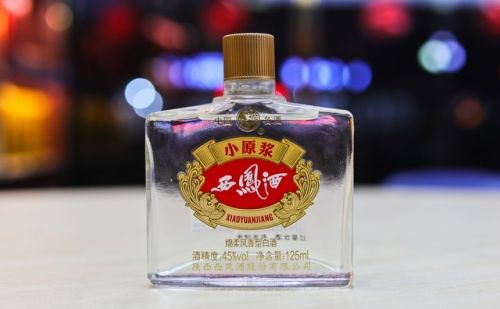 为什么感觉在陕西买的西凤酒好多产地是四川？