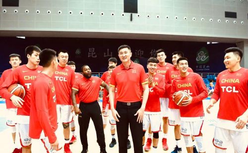 中国男篮未来三年内的12位球员阵容是什么样的，谁是主力呢？