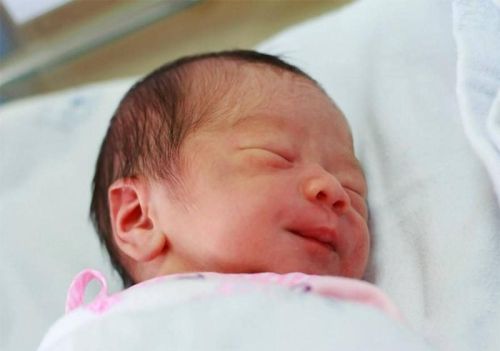 怎么样可以防止刚出生的婴儿被护士抱错？