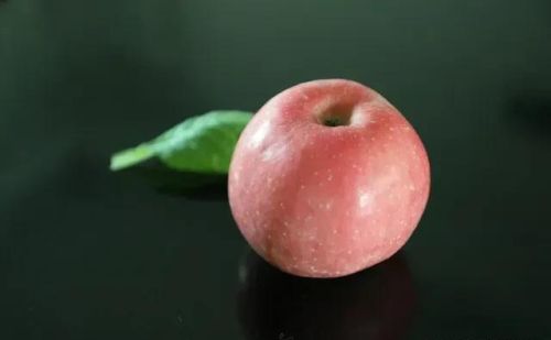 煮苹果治疗胃病，是真的吗？