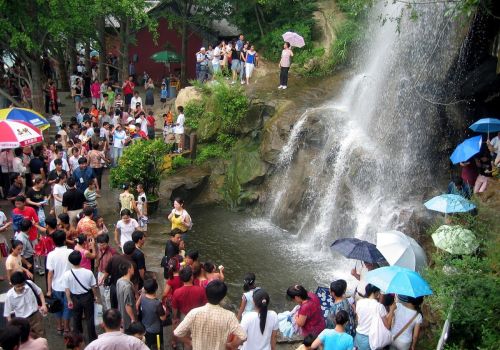 从青岛到普陀山游览，沿途的景点应该怎么走？