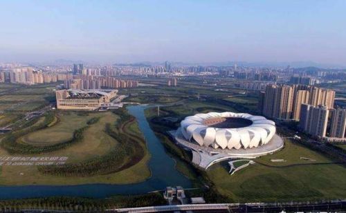 如果中国承办世界杯，中国选哪十个城市来承办比赛比较好？