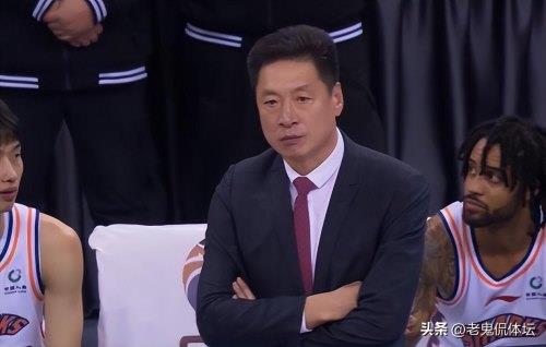  姜还是老的辣！狂赢24分，李春江给李楠上一课，新科MVP33+12真猛，李春江加盟新疆队最新消息