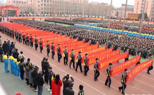 孩子小学初中成绩都很好，到高中怎么补也补不上去，为啥？