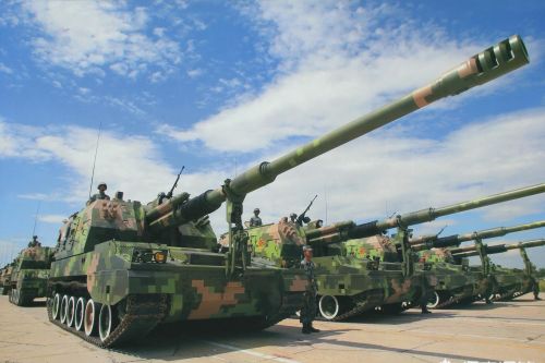吉拉德·布尔作为天才火炮设计师，曾助中国设计203毫米火炮，为何惨遭暗杀？