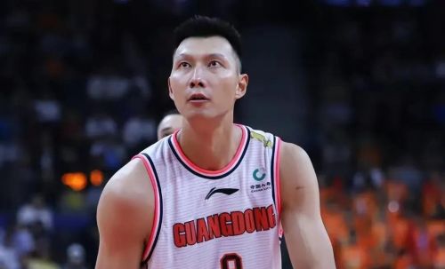 中国男篮告别杜锋式“小快灵”打法，乔帅的“高快准”能走多远？