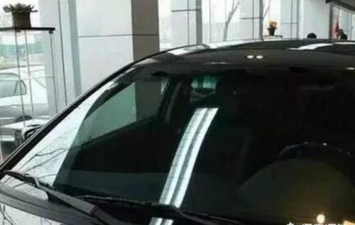 汽车挡风玻璃上的油膜怎么清除？
