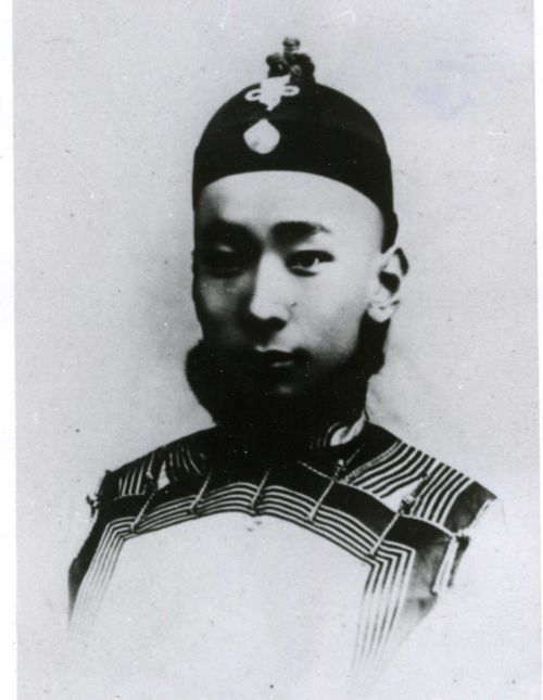 作为晚清最有骨气的王爷，溥仪的亲叔叔载涛，都有哪些令人敬佩的事迹？