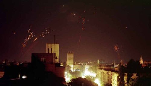 1999年北约轰炸南联盟时，南联盟反击了吗？