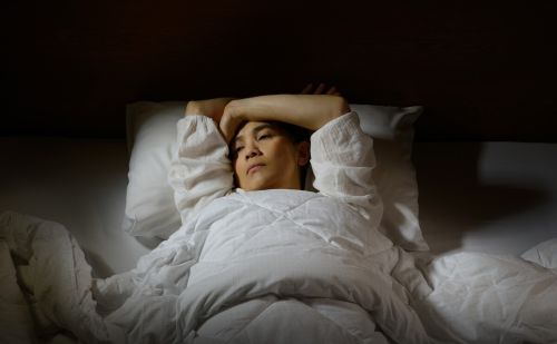 更年期失眠睡不着怎么办？